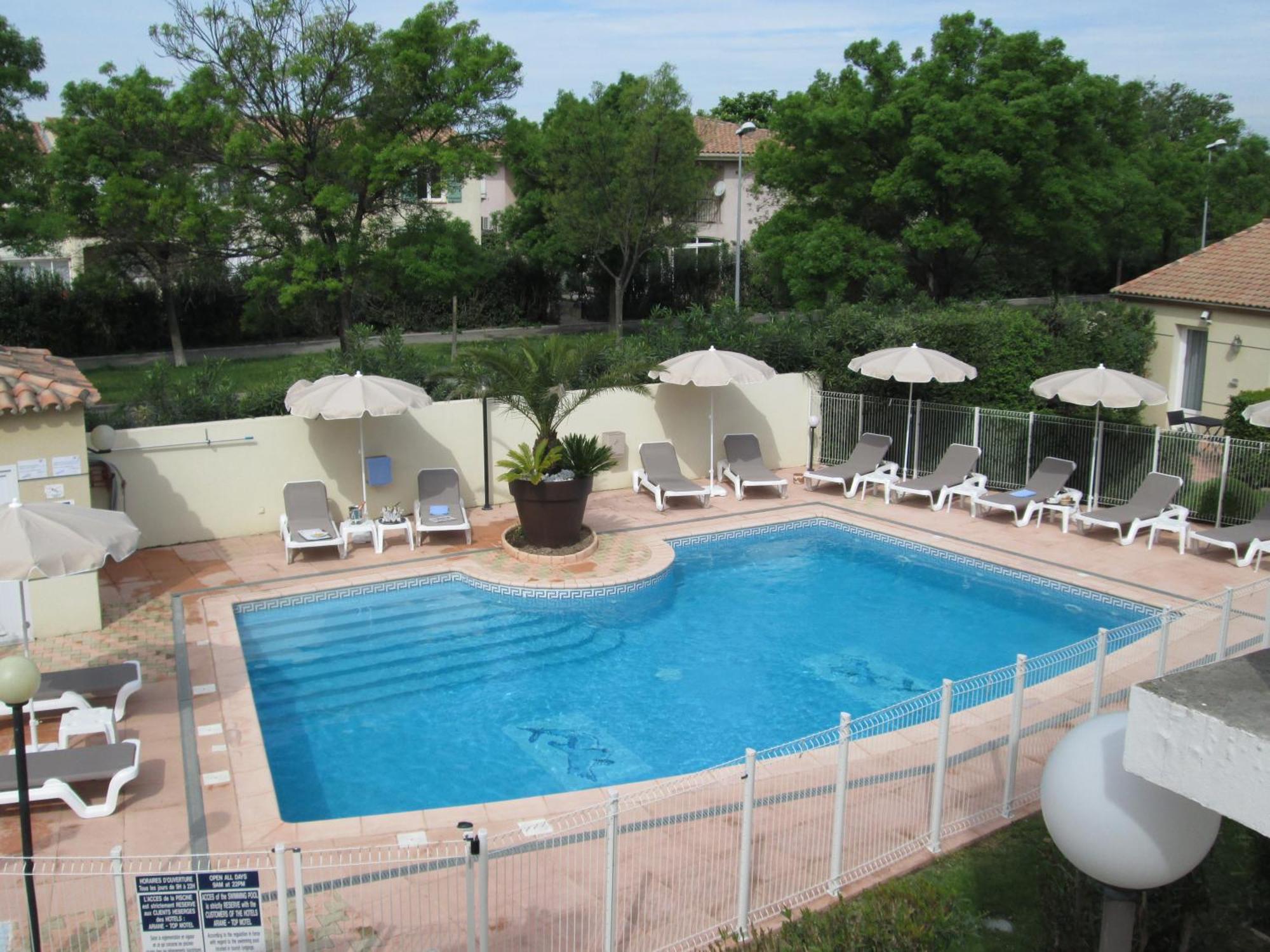 Top Motel Istres Exterior foto